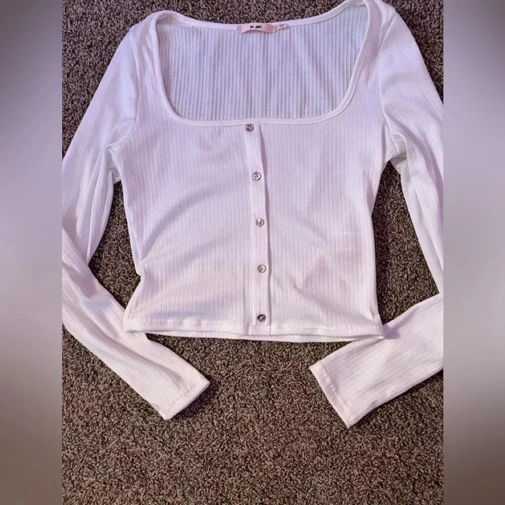 White crop